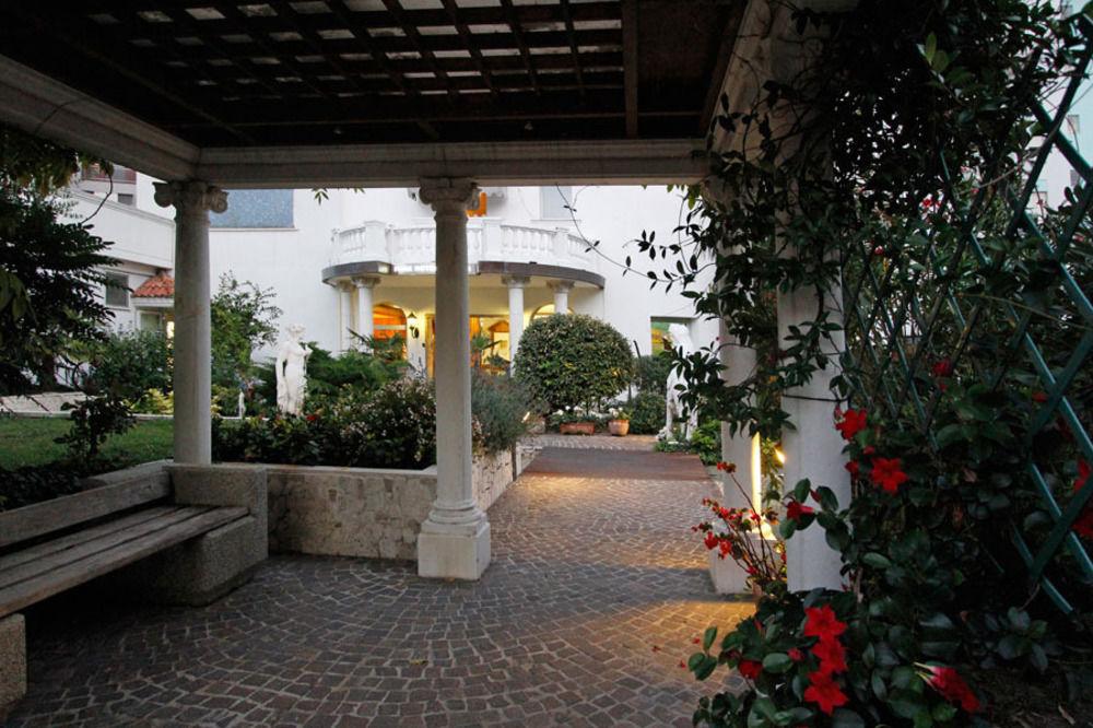 Park Hotel Cellini Lido di Jesolo Exteriér fotografie