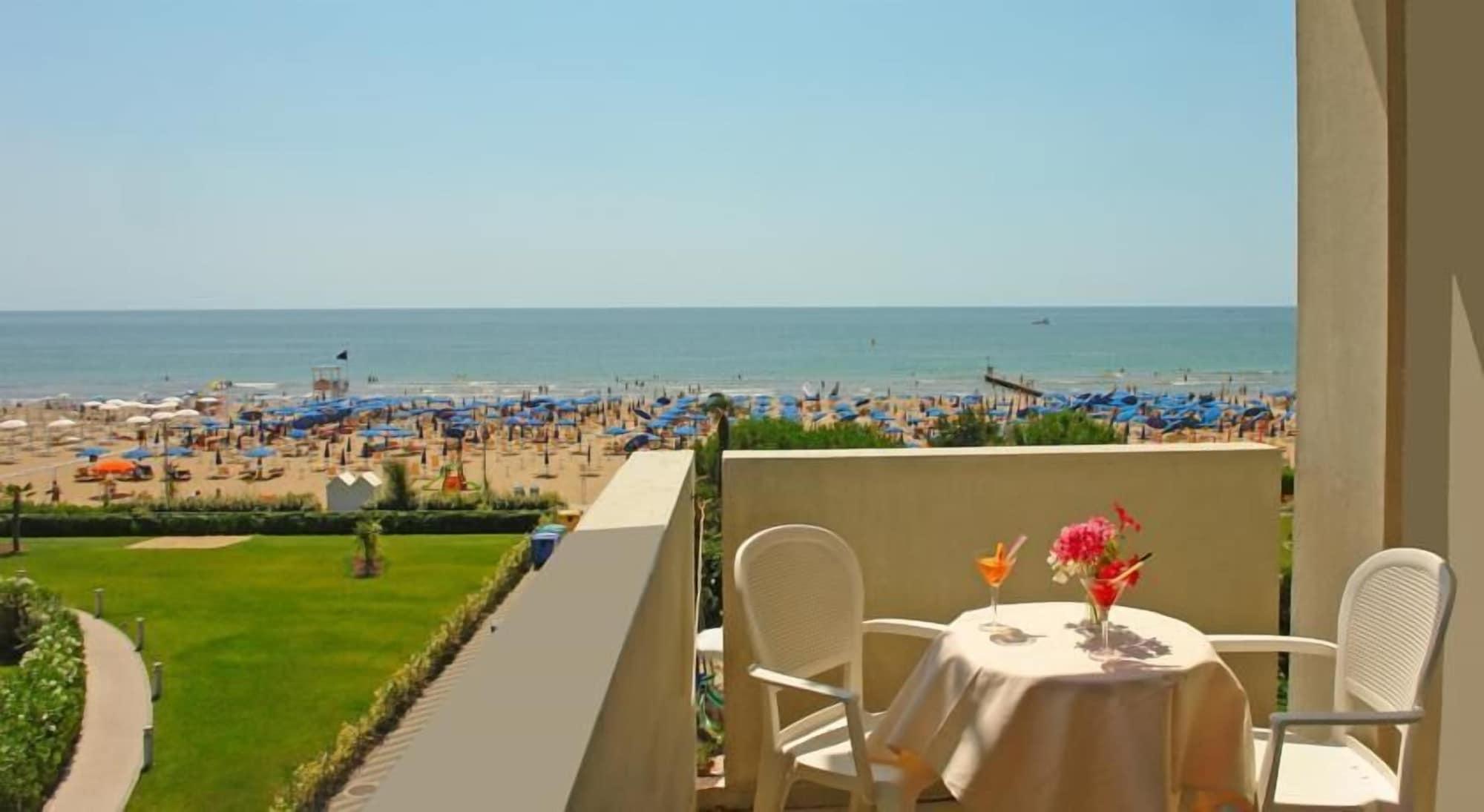 Park Hotel Cellini Lido di Jesolo Exteriér fotografie