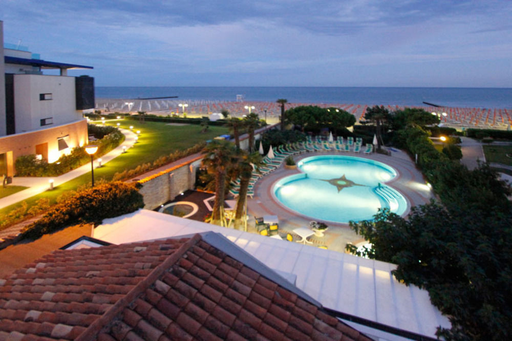 Park Hotel Cellini Lido di Jesolo Exteriér fotografie
